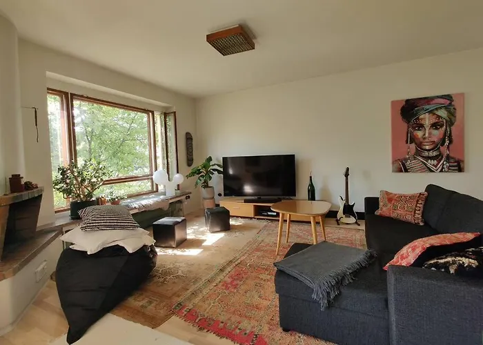 Cosy - Two Bedrooms, Sauna And Free Parking, Wi-fi 公寓 *