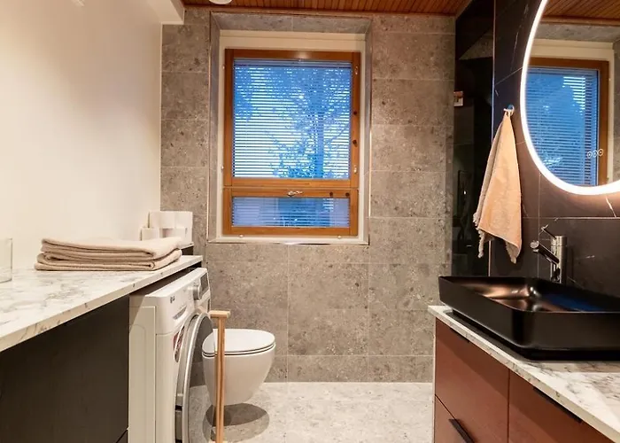 Cosy - Two Bedrooms, Sauna And Free Parking, Wi-fi * Jyväskylä