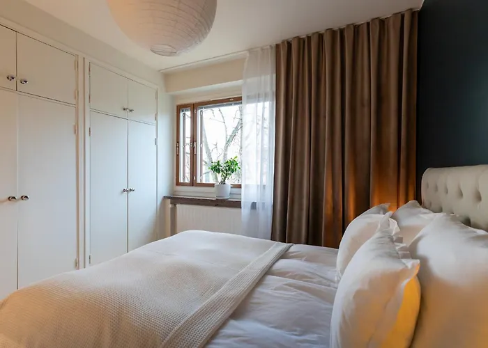 Cosy - Two Bedrooms, Sauna And Free Parking, Wi-fi 公寓 *